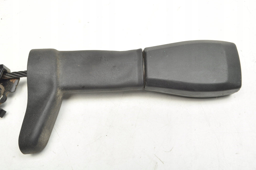 VOLVO S40 II V50 SEAT BELT TENSIONER RIGHT LIFT