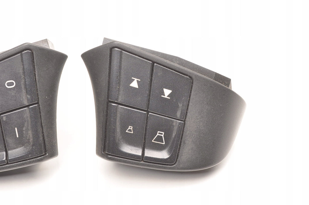 VOLVO S40 II V50 STEERING WHEEL BUTTONS 30710725 30710722