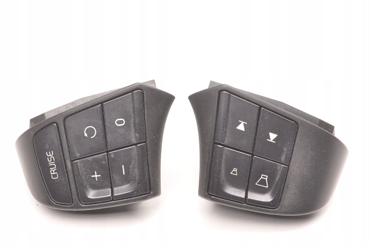 VOLVO S40 II V50 STEERING WHEEL BUTTONS 30710725 30710722