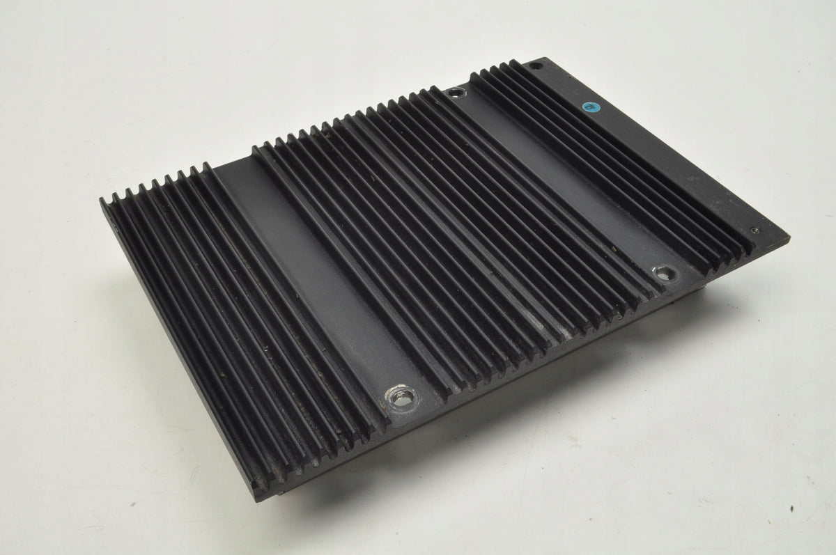 VOLVO S40 II V50 XC90 ANTENNA AMPLIFIER 30732053