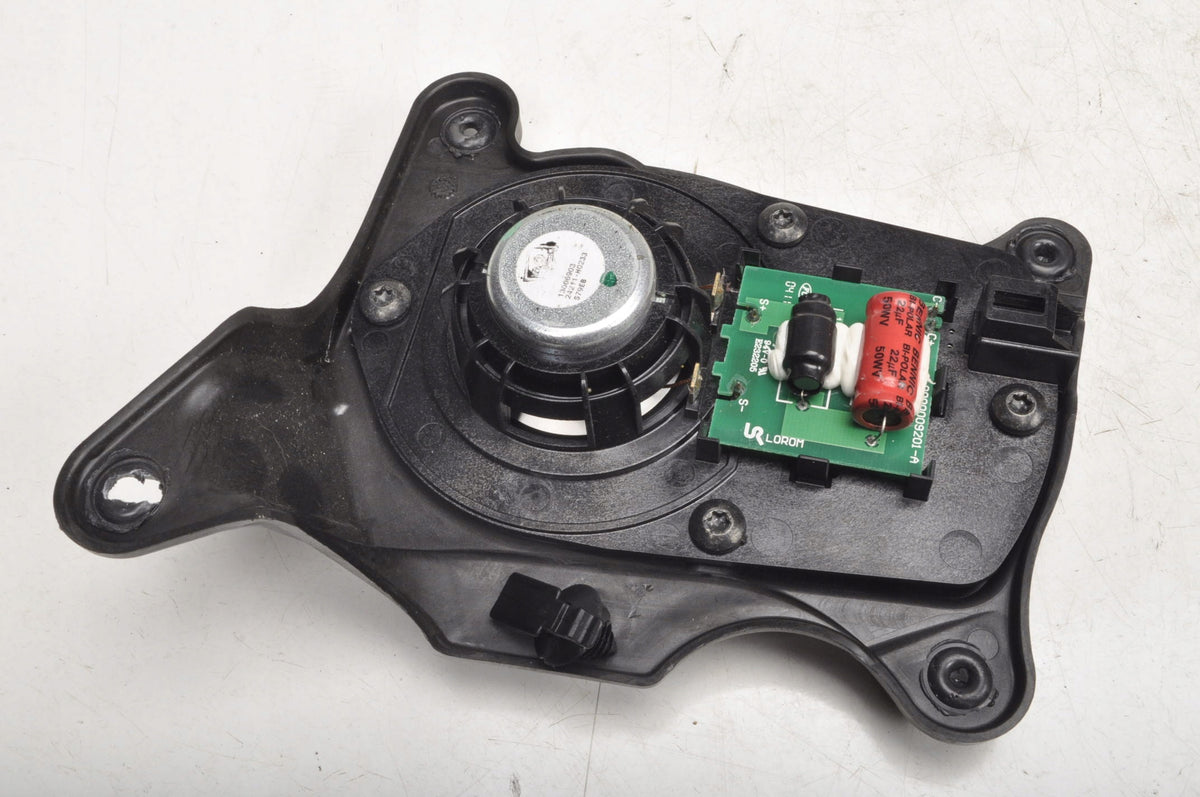 VOLVO S40 S60 S80 V50 V60 V60 SPEAKER 8676894