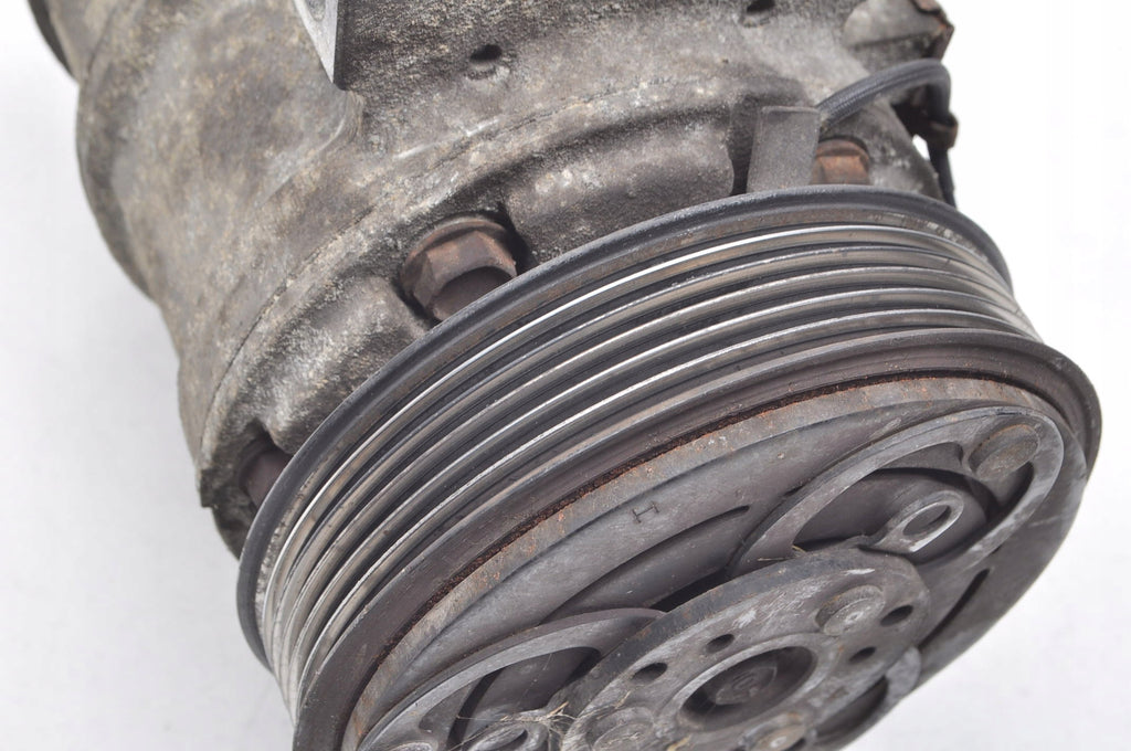 VOLVO S40 V40 1.8 16V 122KM AIR CONDITIONING COMPRESSOR 30665343