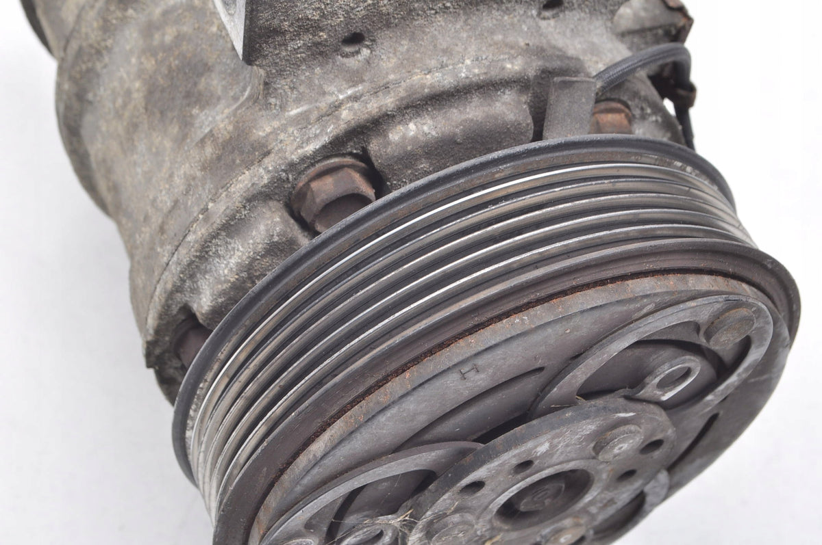 VOLVO S40 V40 1.8 16V 122KM AIR CONDITIONING COMPRESSOR 30665343