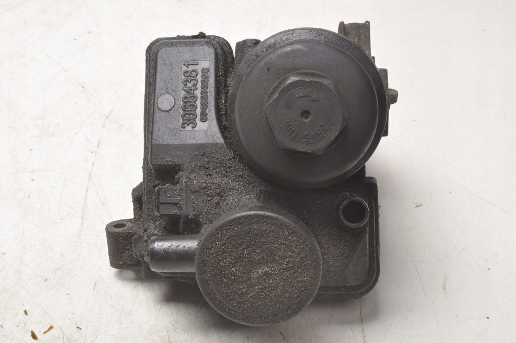 VOLVO S40 V50 2.4 B OIL FILTER HOUSING 30684381