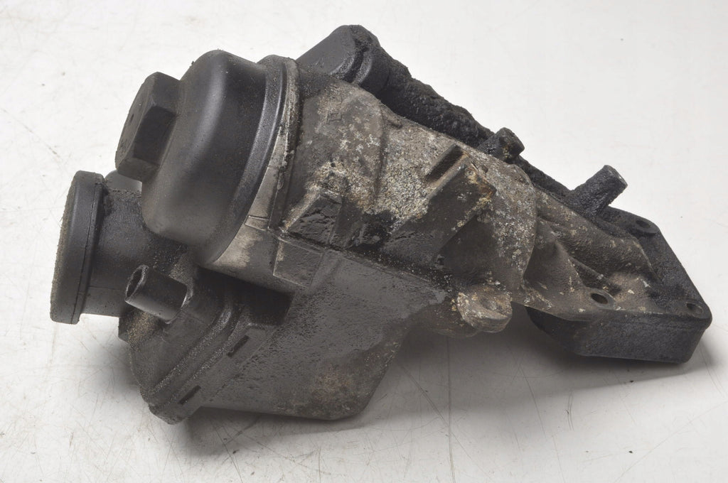 VOLVO S40 V50 2.4 B OIL FILTER HOUSING 30684381