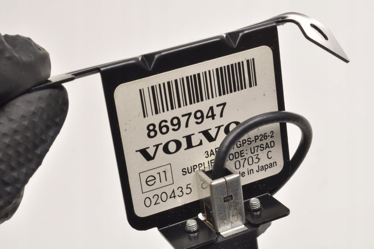 VOLVO S60 AND V70 II LIFT XC70 CONTROLLER NAVIGATION MODULE 8697947