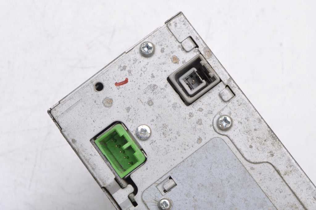 VOLVO S60 AND V70 II NAVIGATION PLATE READER 8673731