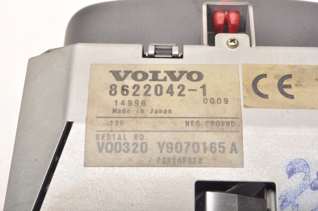 VOLVO S60 AND V70 II XC70 DISPLAY SCREEN 8622042