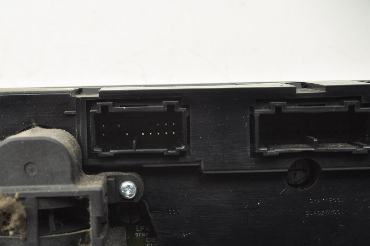 VOLVO S60 AND V70 II XC70 PANEL AIR CONDITIONING SWITCH 30746022
