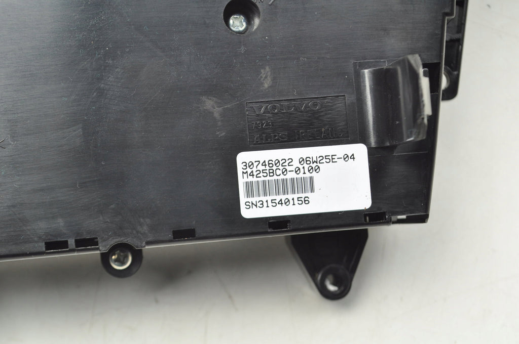 VOLVO S60 AND V70 II XC70 PANEL AIR CONDITIONING SWITCH 30746022