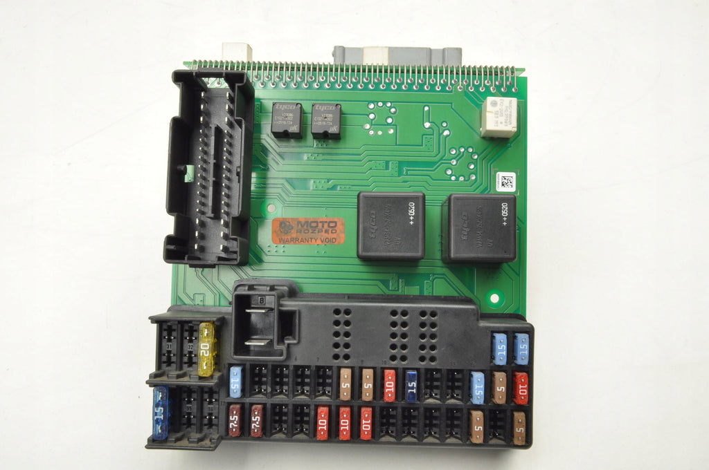 VOLVO S60 AND V70 XC70 MODULE CEM 30728542
