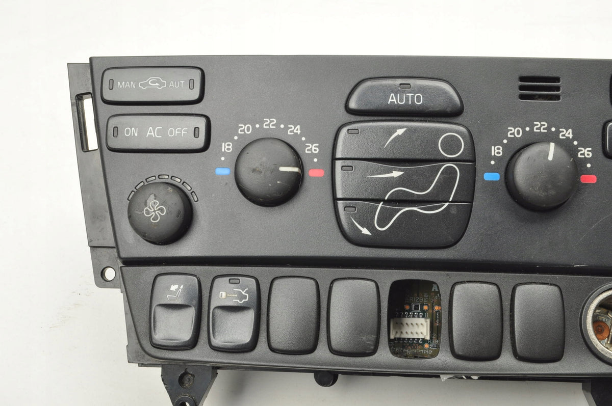 VOLVO S60 AND V70 XC70 PANEL AIR CONDITIONING SWITCH 30746023