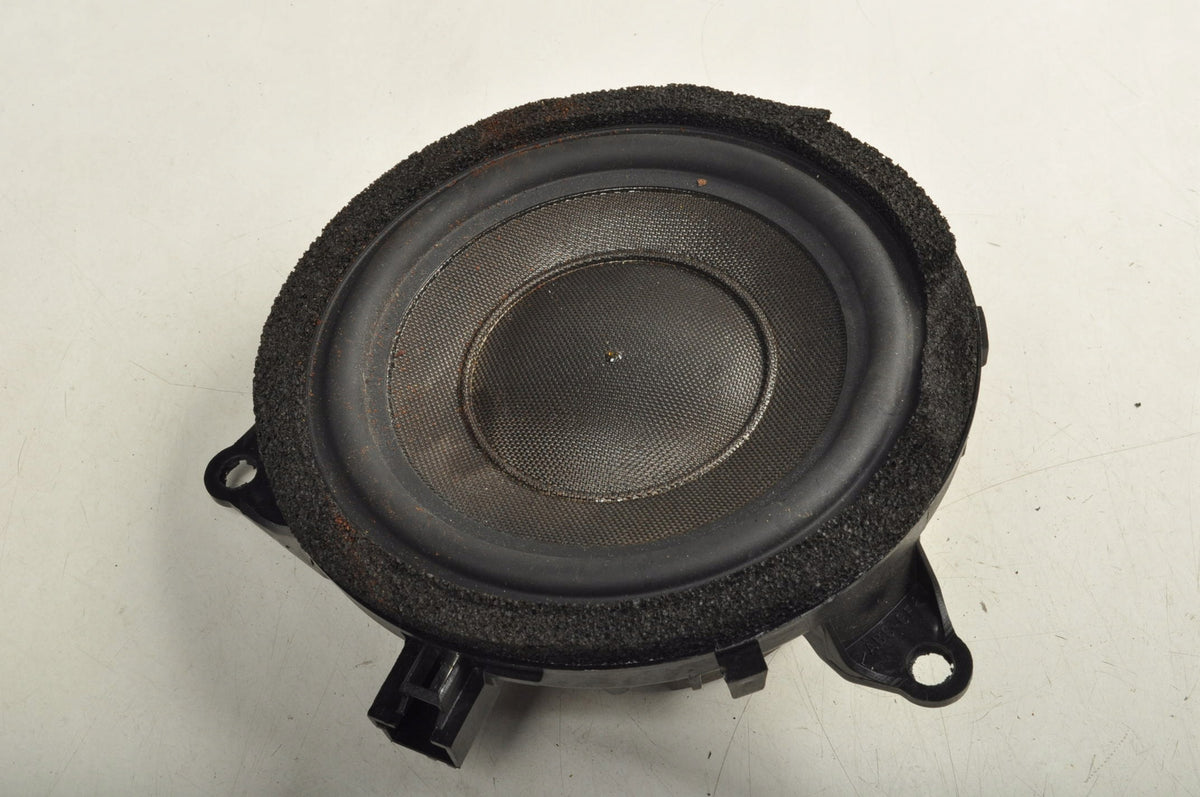 VOLVO S60 AND V70 XC70 SPEAKER 3533907