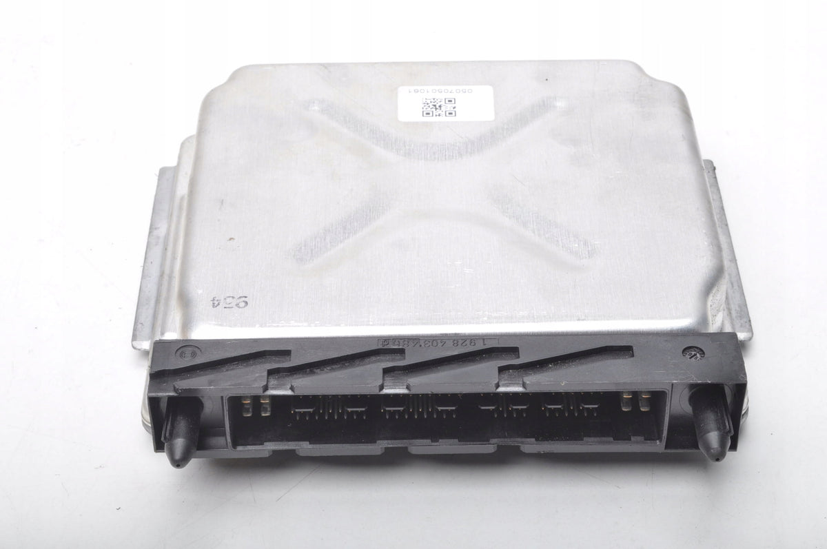 VOLVO S60 I V70 II 2.4 COMPUTER ENGINE DRIVER 30684877 MB079700-9540