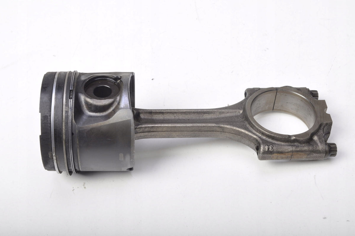 VOLVO S60 I V70 II 2.4 D5 185KM PISTON WITH CONNECTING ROD