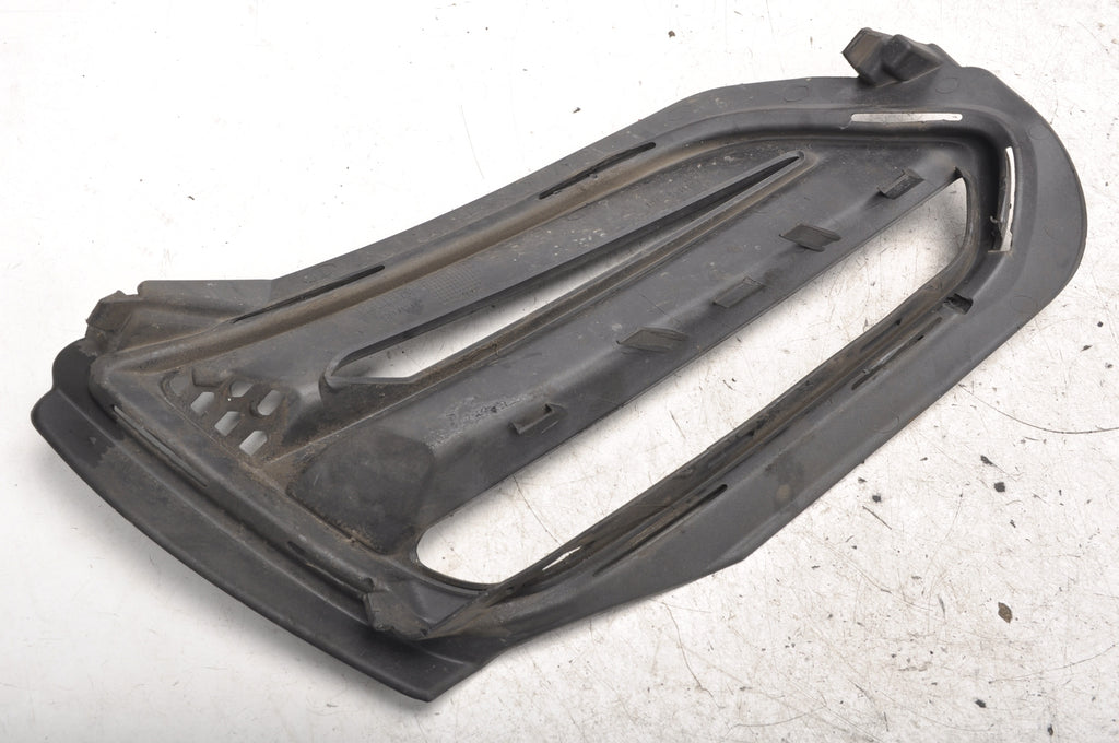 VOLVO S60 II FRAME HALOGEN GRILLE RIGHT 31383155