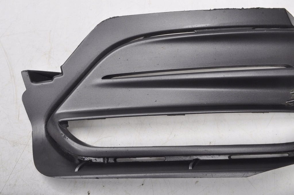 VOLVO S60 II FRAME HALOGEN GRILLE RIGHT 31383155