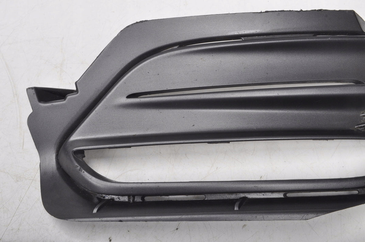 VOLVO S60 II FRAME HALOGEN GRILLE RIGHT 31383155