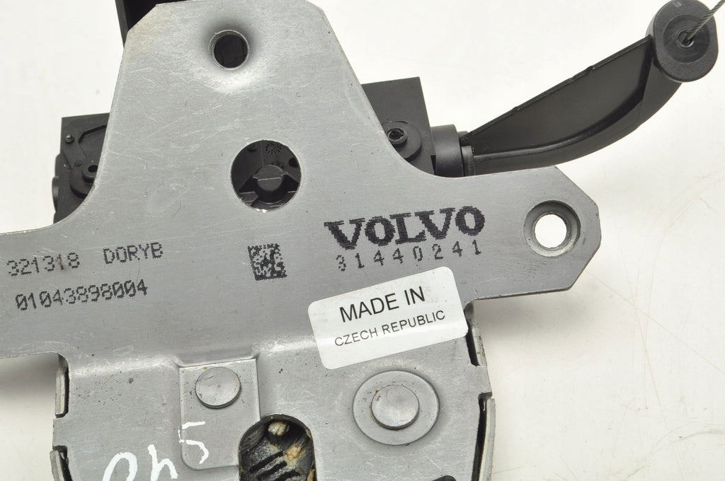 VOLVO S60 II TAILGATE LOCK 31440241 4 PINY SEDAN