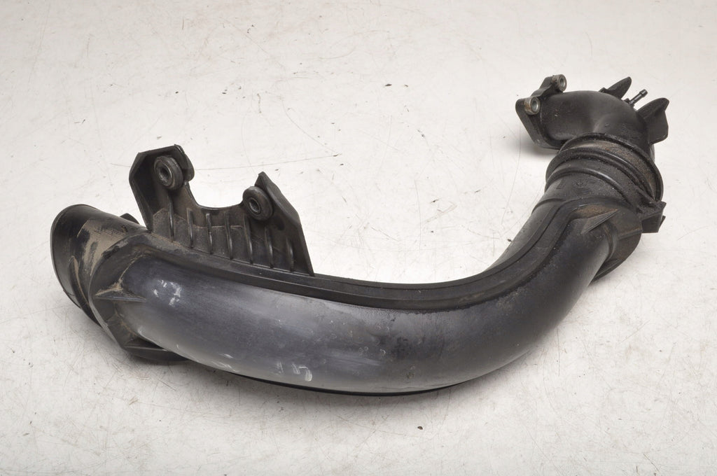 VOLVO S60 II V60 1.6 T3 150KM AIR INTAKE PIPE 31338561