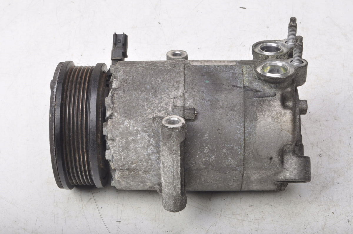 VOLVO S60 II V60 1.6 T3 AIR CONDITIONING COMPRESSOR 31332616