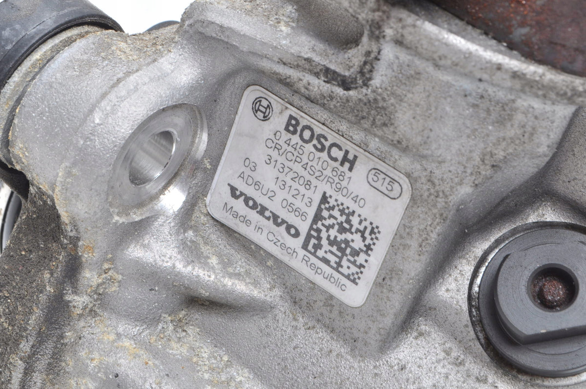 VOLVO S60 II V60 2.0 D3 136KM INJECTION PUMP 31372081