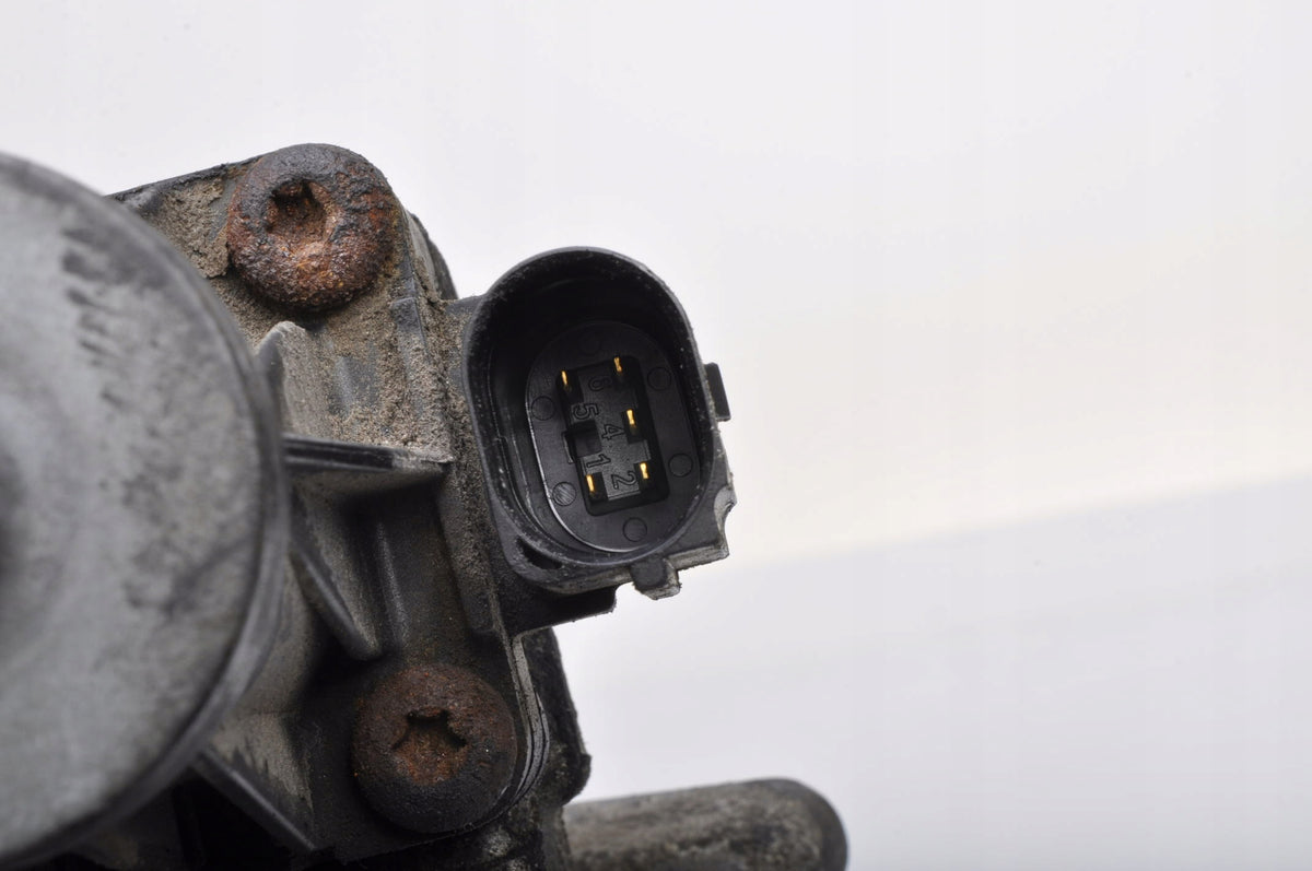 VOLVO S60 II V60 2.0 D3/D4 163HP EGR VALVE 50590603