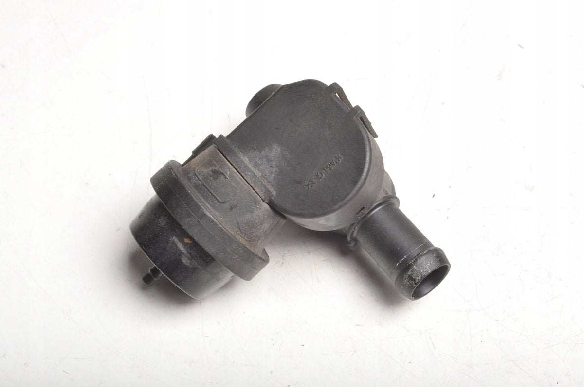 VOLVO S60 II V60 2.0 D4 181KM PIPE WATER LINE 31338891