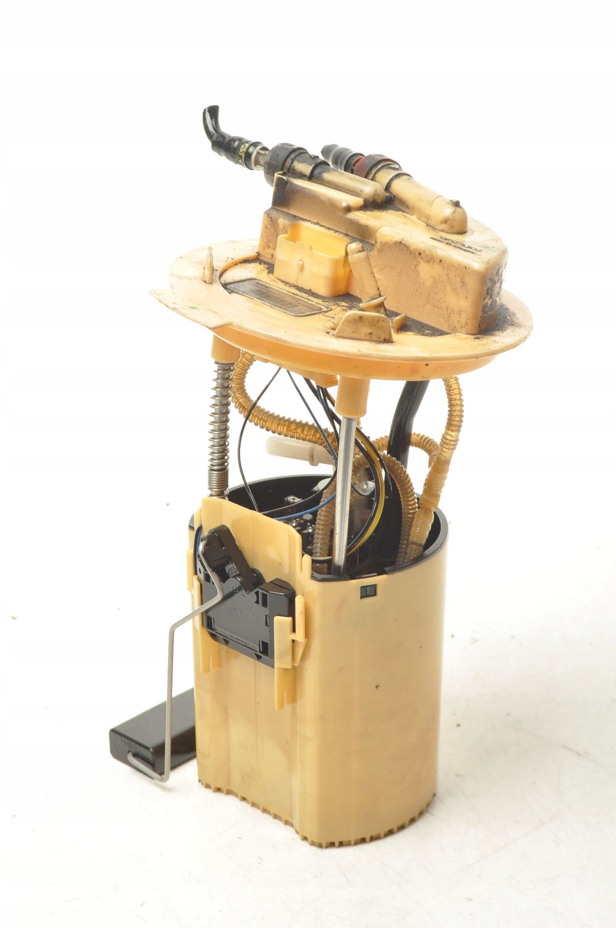 VOLVO S60 II V60 2.4 D5 FUEL PUMP 31273964