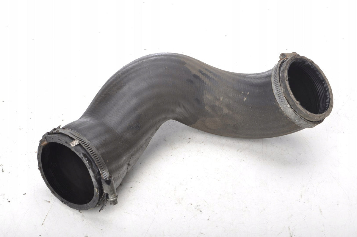 VOLVO S60 II V60 2.4 D5 INTERCOOLER HOSE 31274103