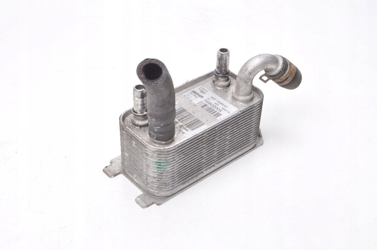 VOLVO S60 II V60 2.4 D5 OIL COOLER 6G91-7A095-AD