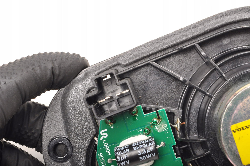 VOLVO S60 II V60 31252157 SPEAKER