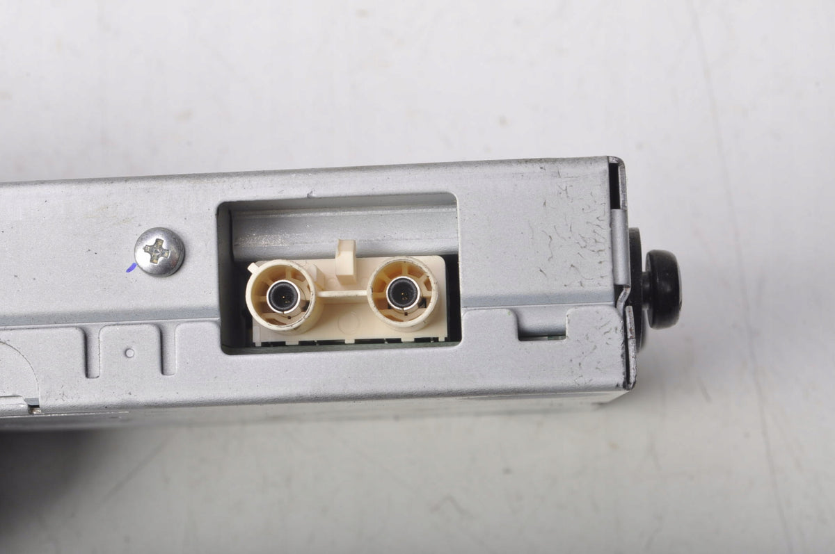 VOLVO S60 II V60 ANTENNA AMPLIFIER 31407195