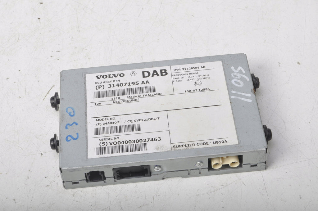 VOLVO S60 II V60 ANTENNA AMPLIFIER 31407195