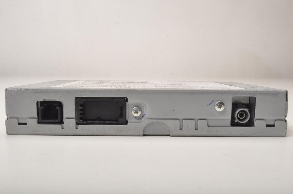 VOLVO S60 II V60 ANTENNA AMPLIFIER 31466977AA LIFT