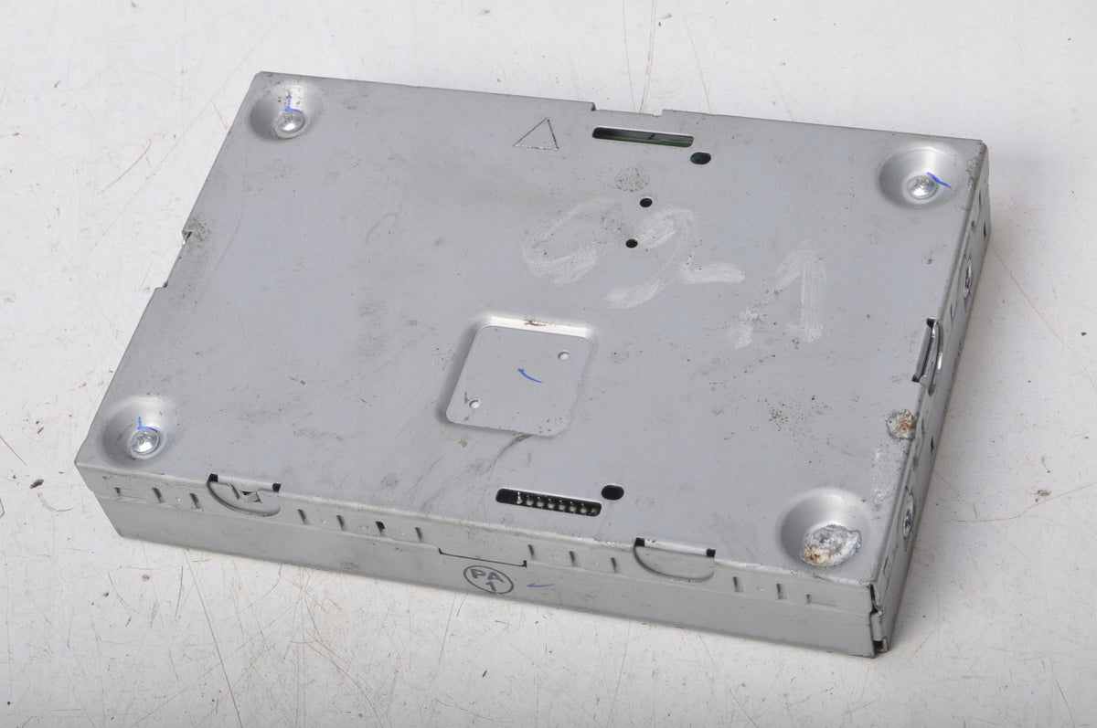 VOLVO S60 II V60 ANTENNA AMPLIFIER 31667457 AA
