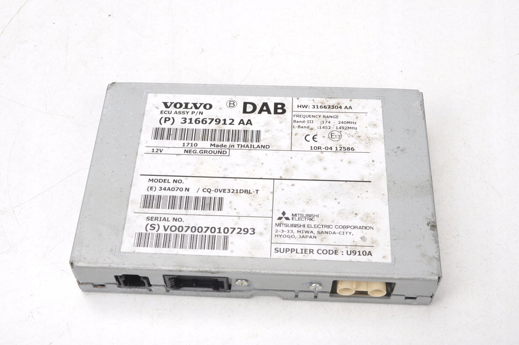 VOLVO S60 II V60 ANTENNA AMPLIFIER DAB 31667912