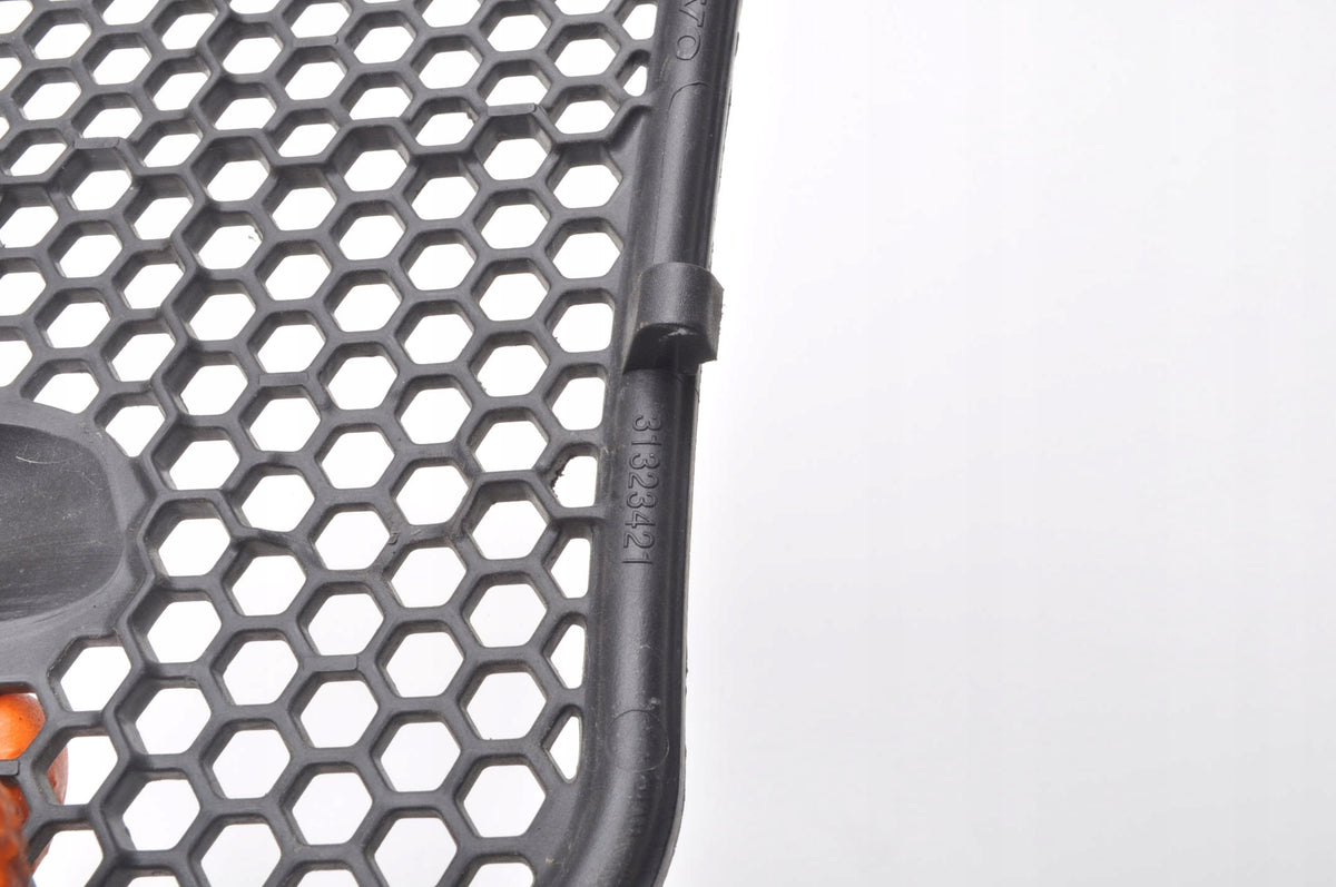 VOLVO S60 II V60 COVER UNDERCARRIAGE RIGHT GRILLE 31323421