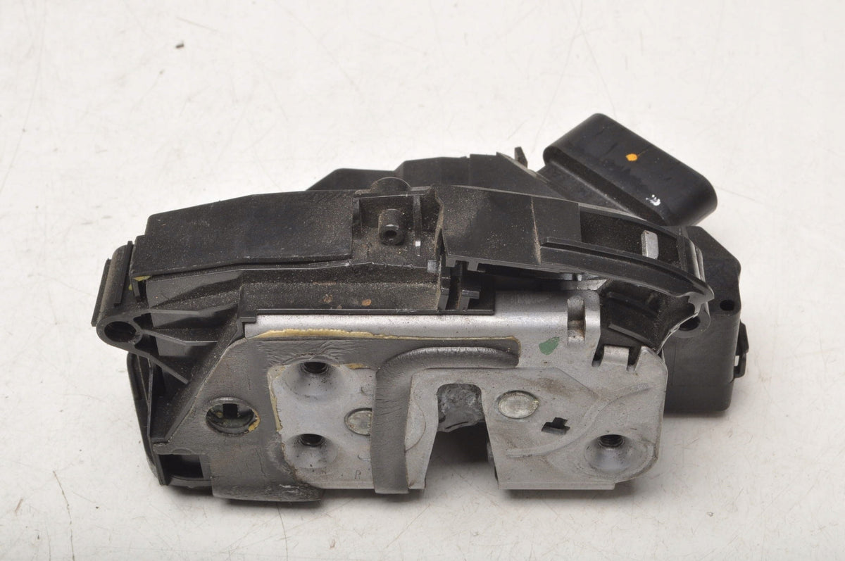 VOLVO S60 II V60 DOOR LOCK RIGHT FRONT UK 6 PIN 31301740