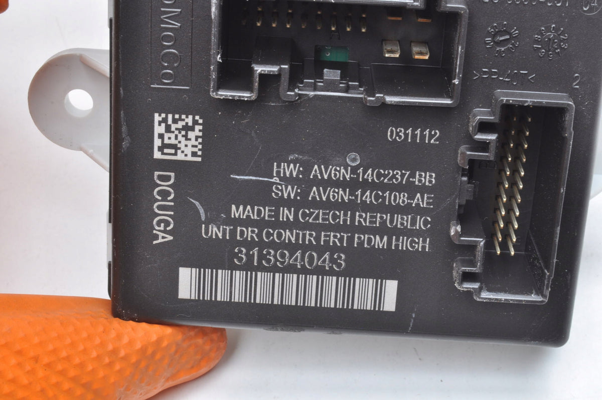 VOLVO S60 II V60 DOOR MODULE 31394043