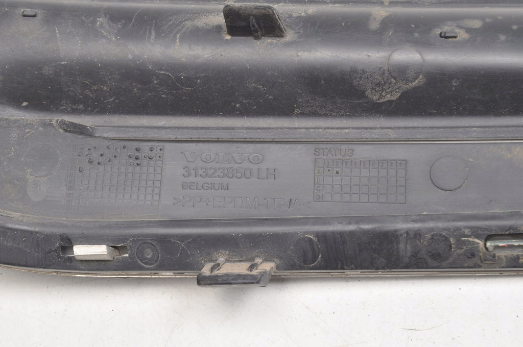 VOLVO S60 II V60 GRILLE DUMMY BUMPER LEFT LIFT 31323850