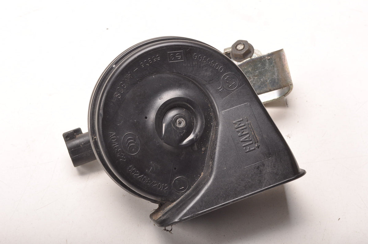 VOLVO S60 II V60 HORN BEEP 31349822