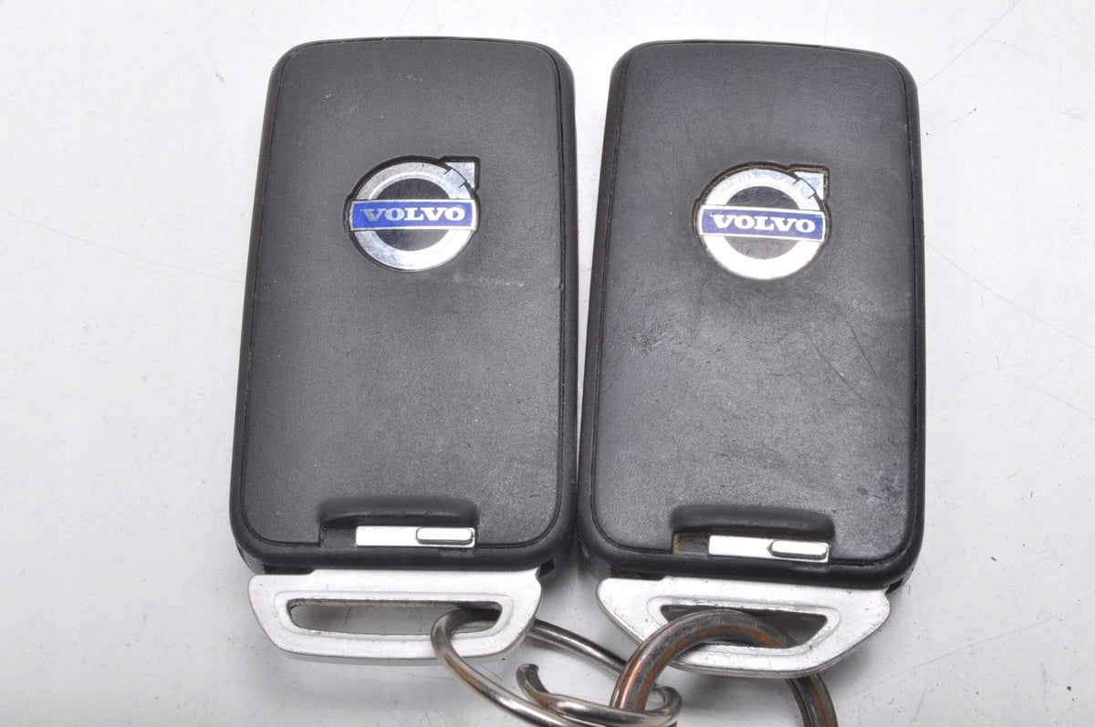 VOLVO S60 II V60 IGNITION 2 KEYS 6 BUTTONS AH4N-15607-AE 30791678