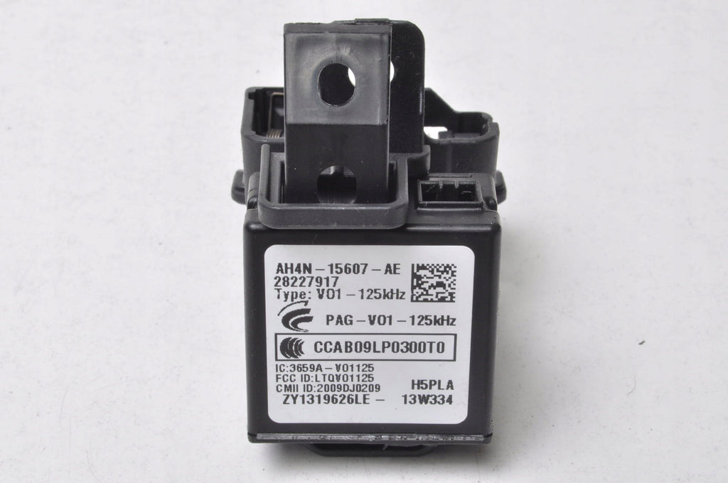VOLVO S60 II V60 IGNITION KEY PILOT 31252952