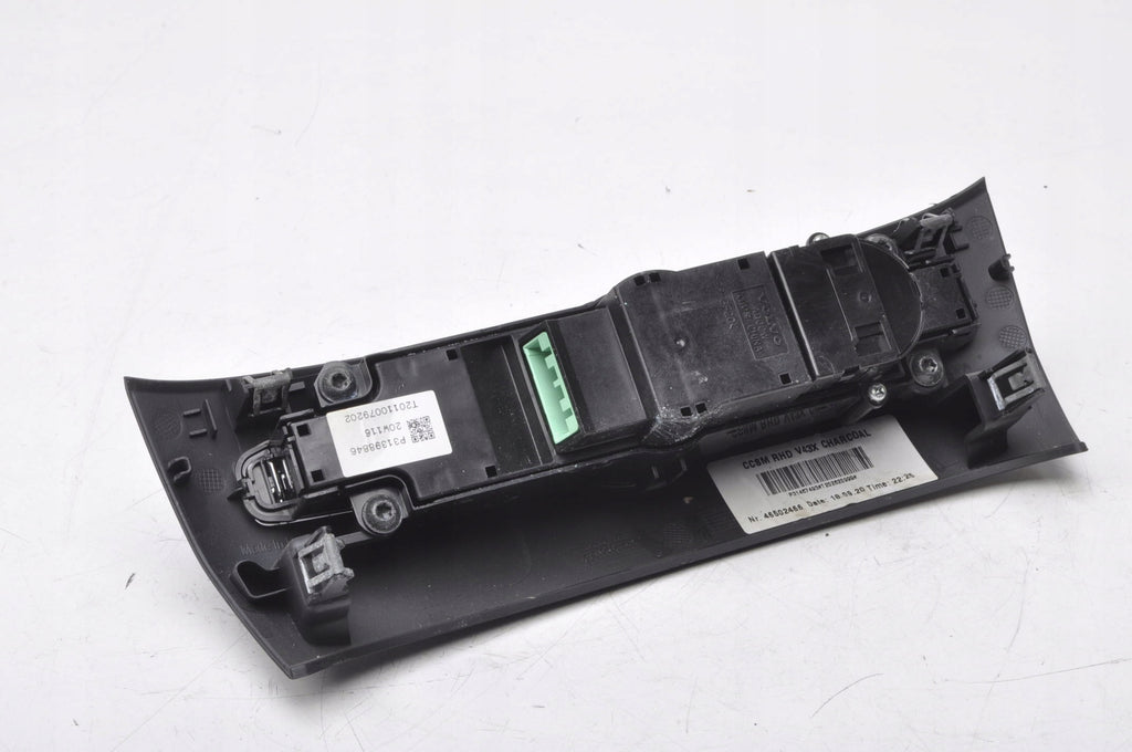 VOLVO S60 II V60 II XC60 II RADIO PANEL 31398846