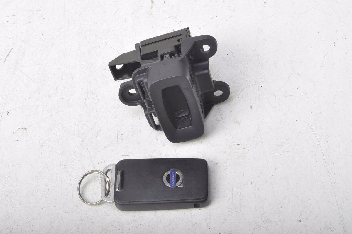 VOLVO S60 II V60 KEY IGNITION 30791678