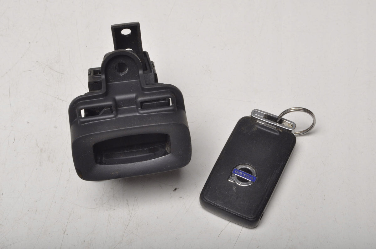 VOLVO S60 II V60 KEY IGNITION 30791678