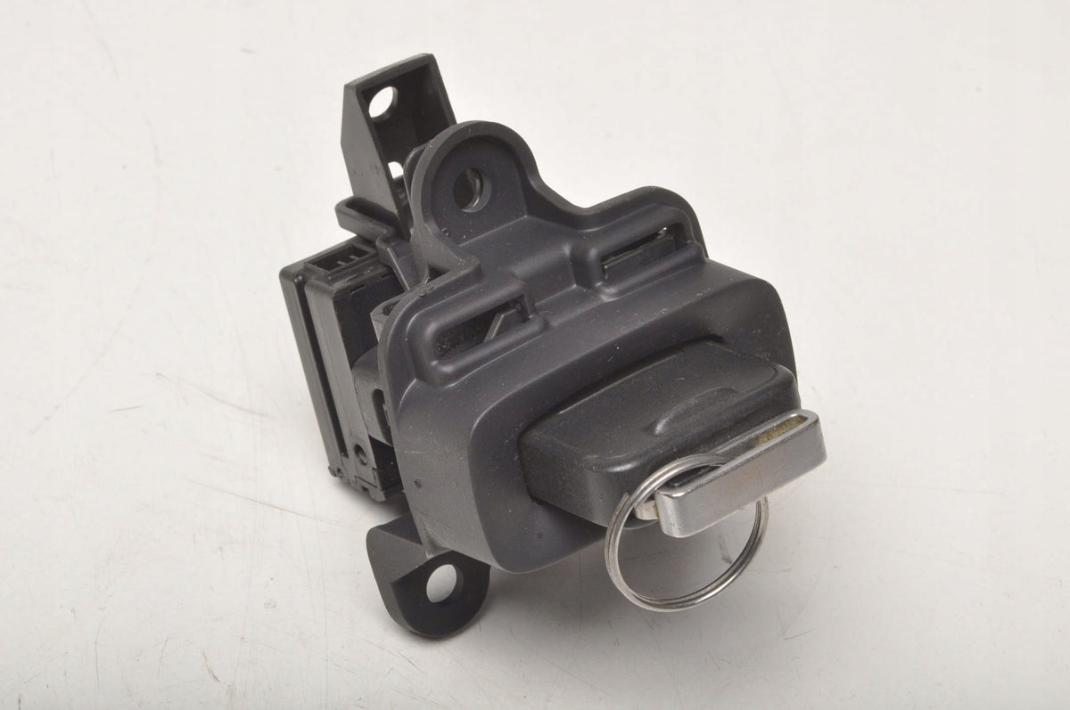 VOLVO S60 II V60 KEY IGNITION 30791678