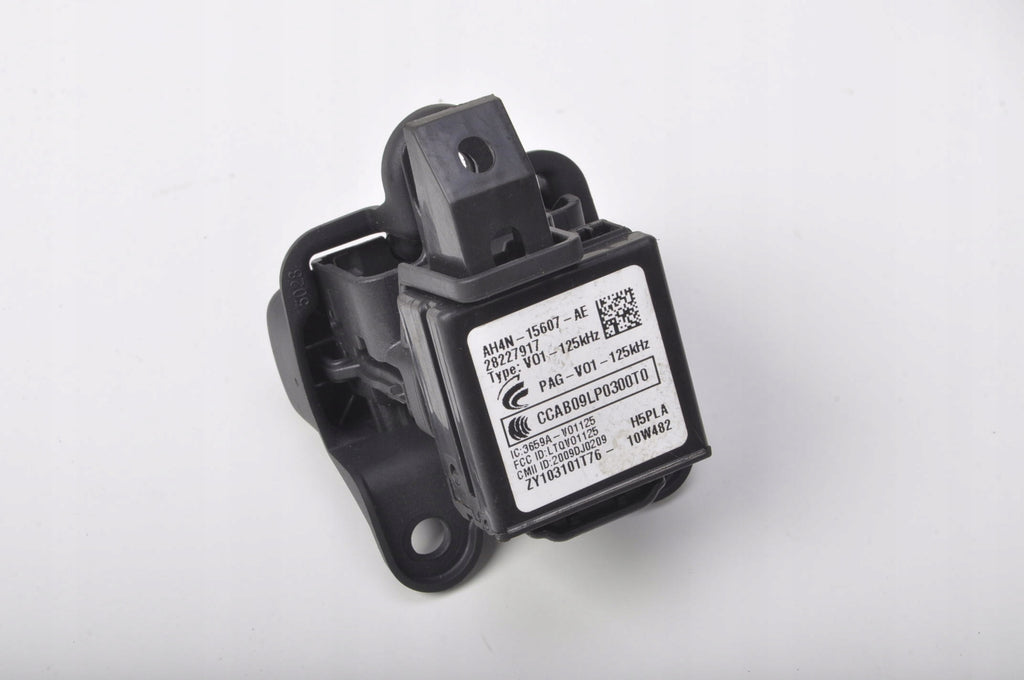 VOLVO S60 II V60 KEY IGNITION 31252952