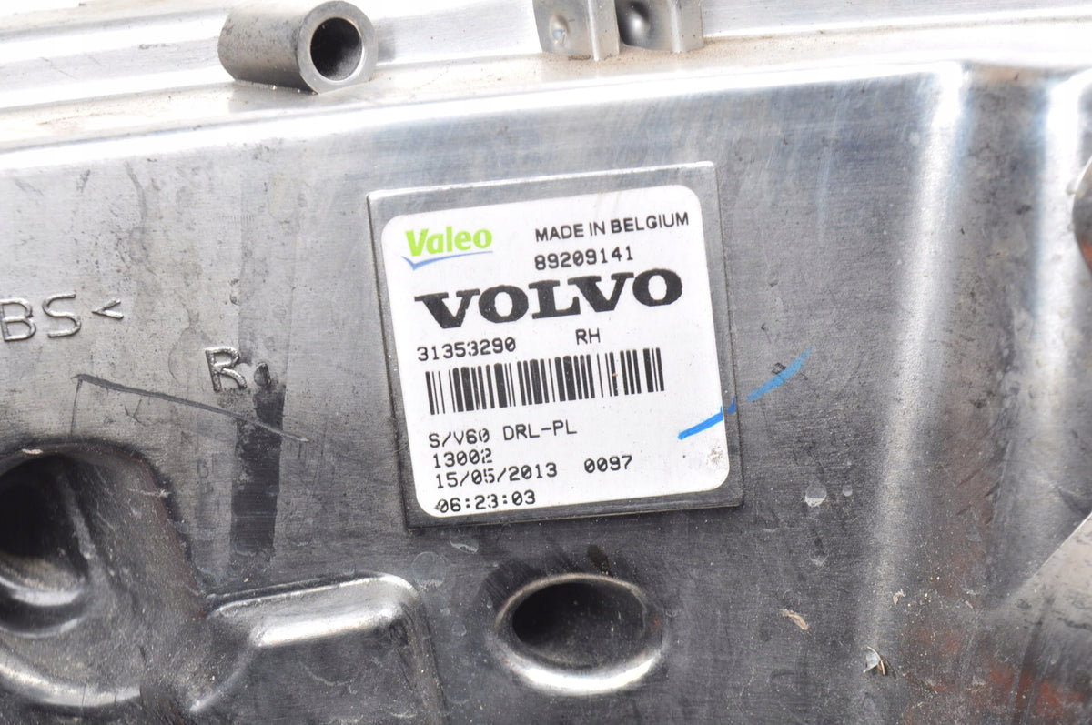 VOLVO S60 II V60 LED LAMP 31353290 RIGHT RH